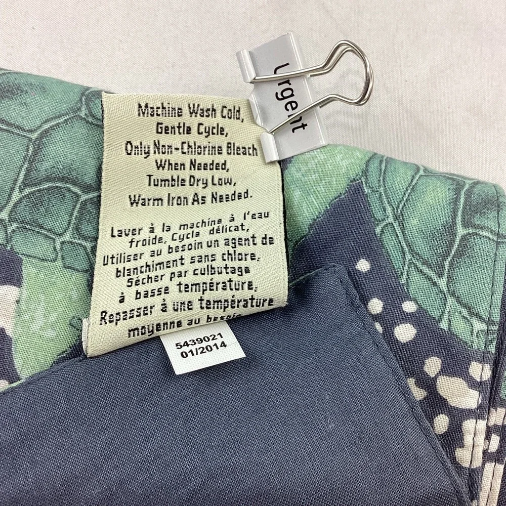 NEW Pottery Barn Sydney Turtle Table Runner Navy Blue Green Coastal 18